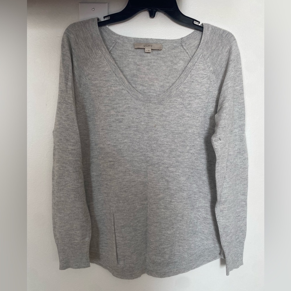 Lightweight gray sweater